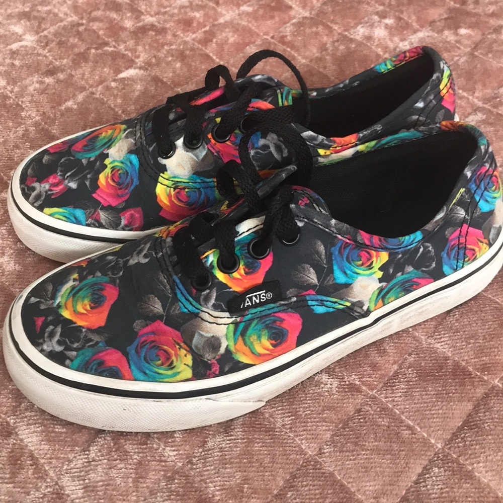 Girls floral Vans 🌈
